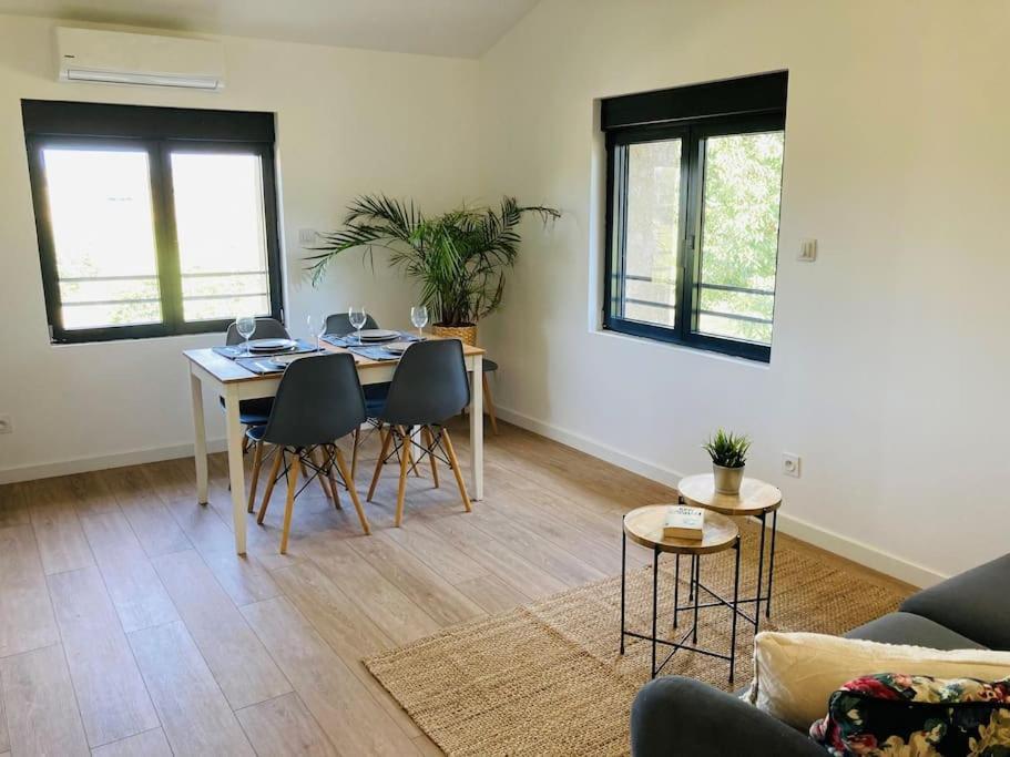 L'Ecrin De Chapoulier Apartment Montoison Bagian luar foto